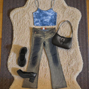 Vintage 90s Y2K Guess Dark Wash Distressed Jeans 29